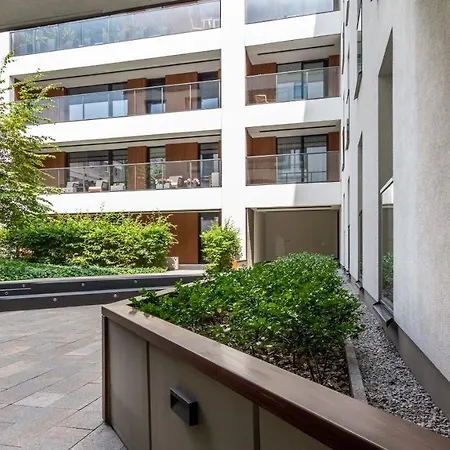 Lazienki Park - Centre By Sun & Snow Apartment Warsaw