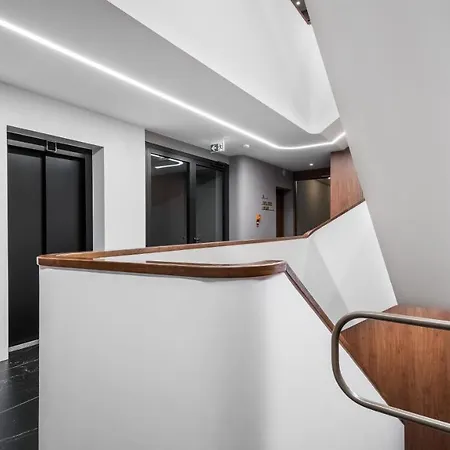 Lazienki Park, Sun & Snow *